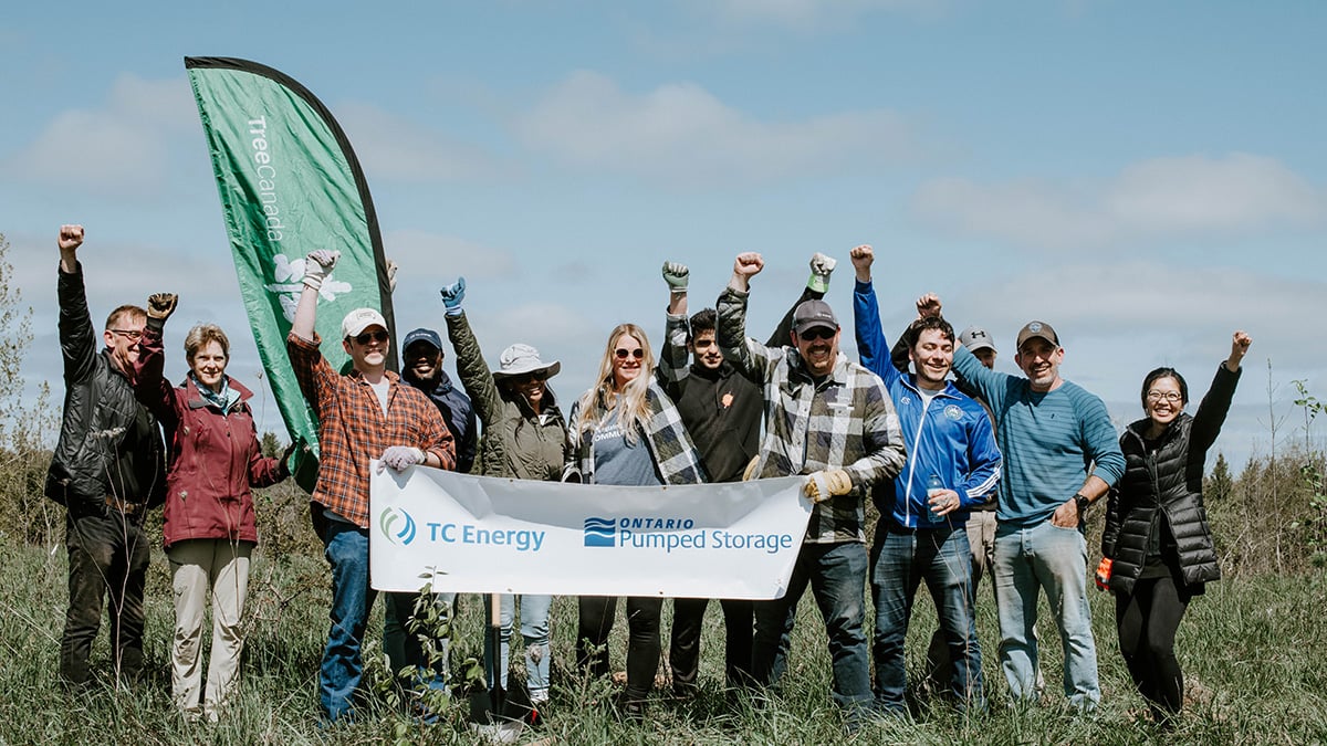 Ontario Pumped Storage volunteers joined Tree Canada and planted 125 trees in the Meaford area on May 17.